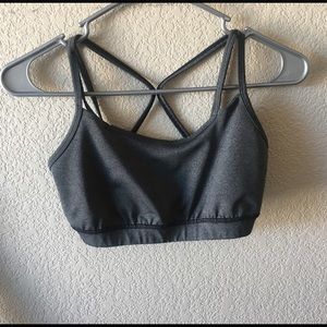 GIAIM sports bra